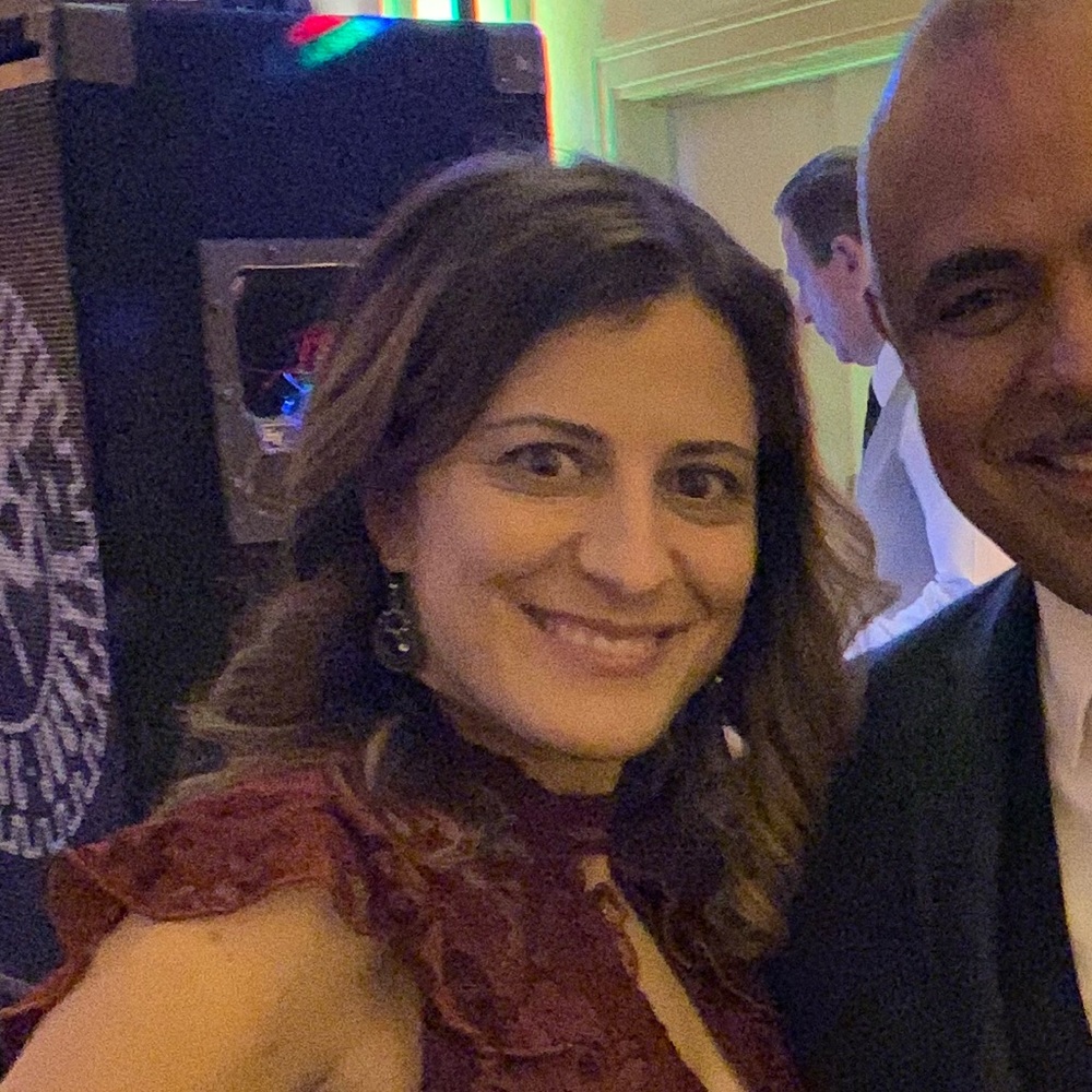 Meet your Posher, Elaine